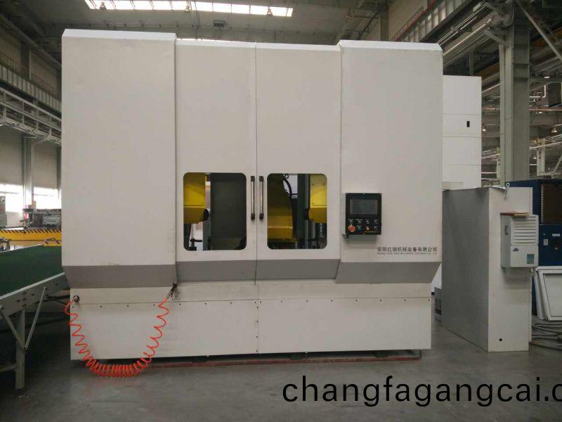 異型筦鋸切數(shù)(shu)控機牀